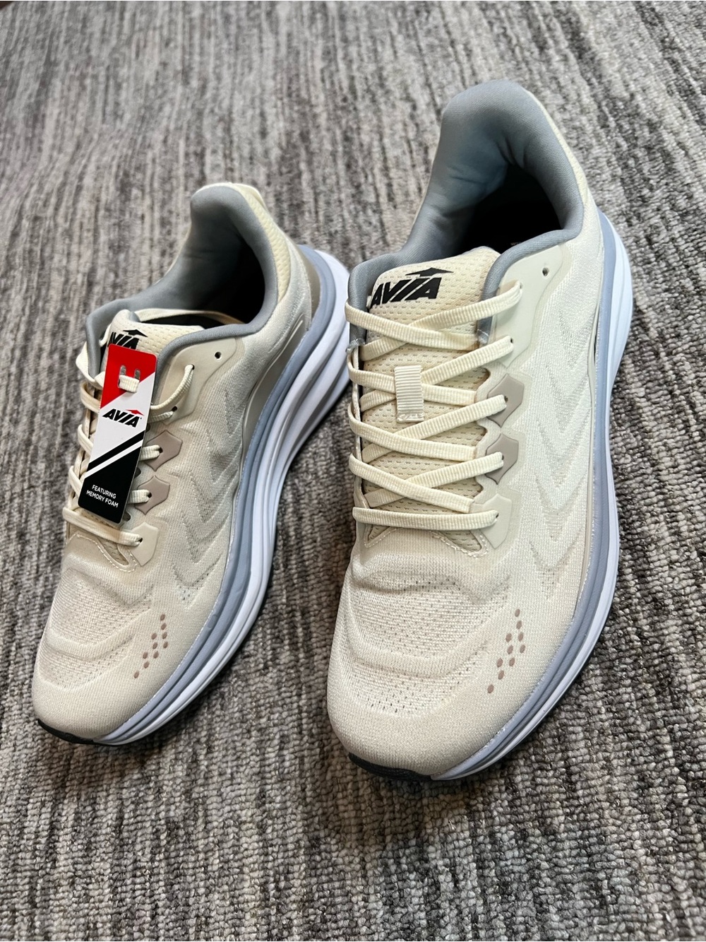 Avia Men’s Sneakers in Off-White with Gray Lining